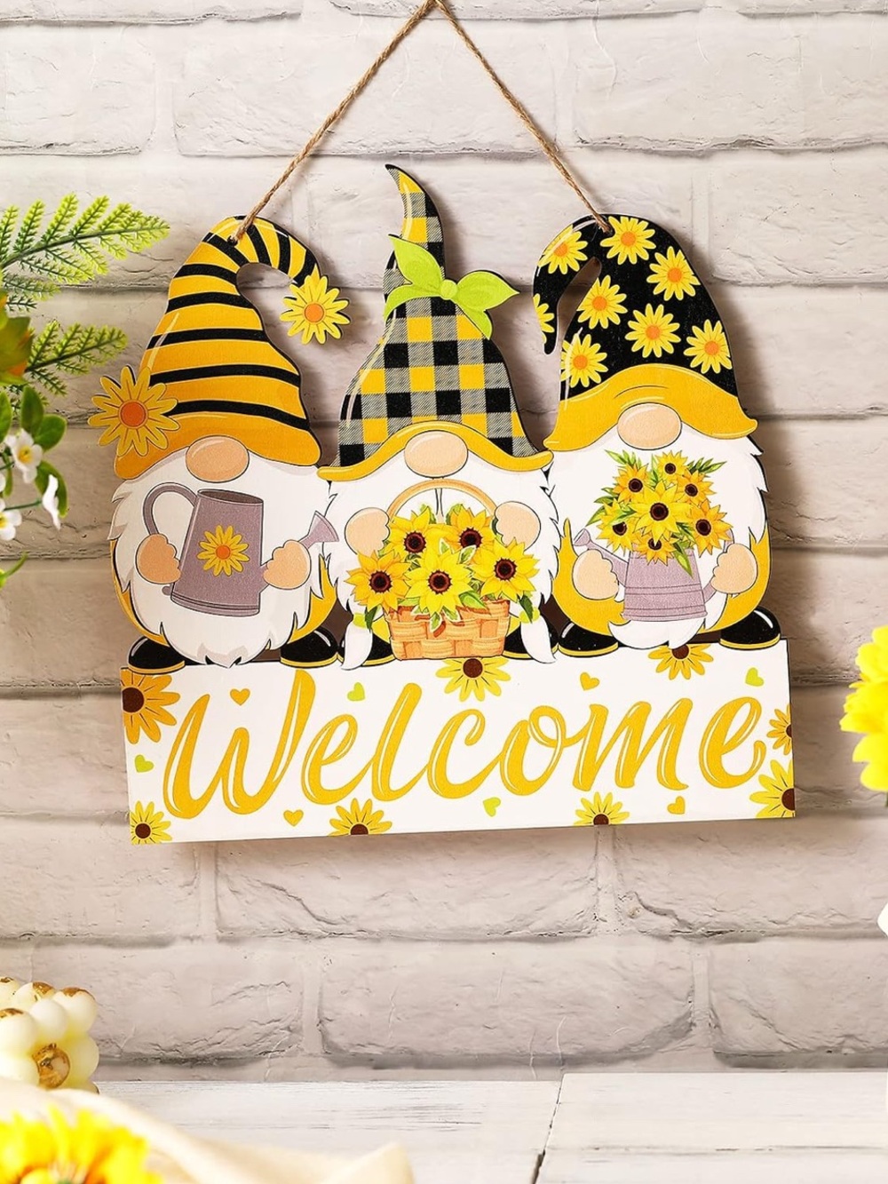 NWT Welcome Sunflower Gnome Decor - Yellow and Black